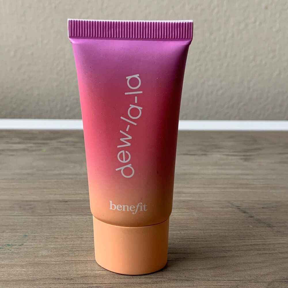 Benefit Highlighter Bronzer Dew-La-La Nova Medium Tan